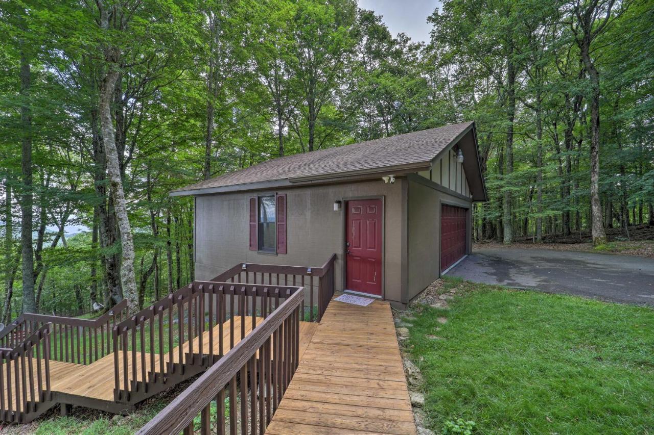 Beech Mountain Cabin Retreat With Hot Tub And Views! Экстерьер фото